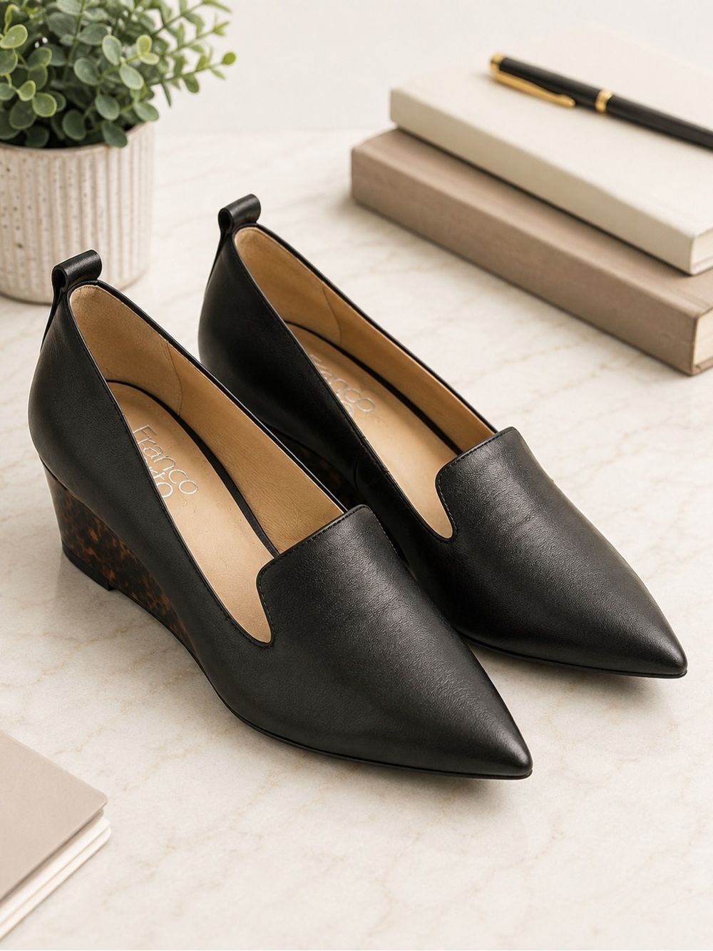 Franco SartoBlack Leather Pointed-Wedge Pumps NWOT SZ7-1/2